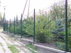 Panelový drátěný plot VEGA B, sloupek Omega kulatý 48 mm, barva zelená RAL 6005