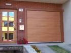 Sekční garážová vrata, design nedělený panel, fólie dekor Noce sorrento natur